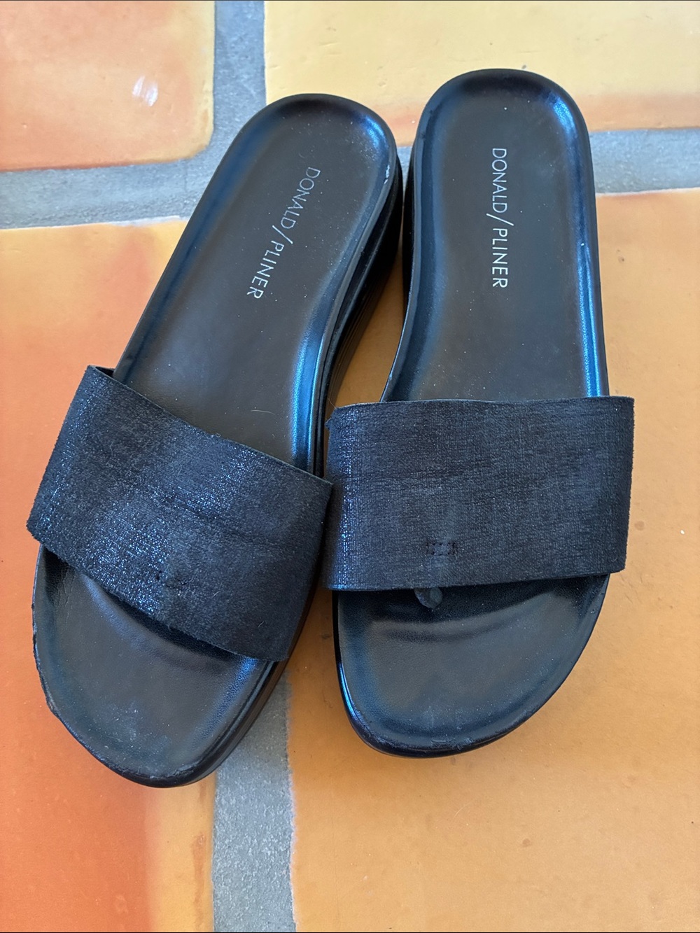 Donald J. Pliner Navy Slide Sandals with Wide Fabric Strap, size 6